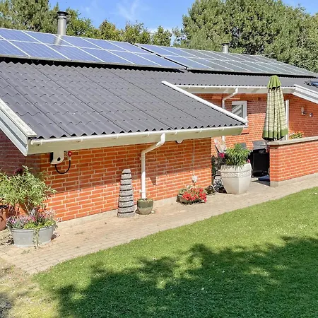 Ocean Front In With Sauna Vakantiehuis Spottrup