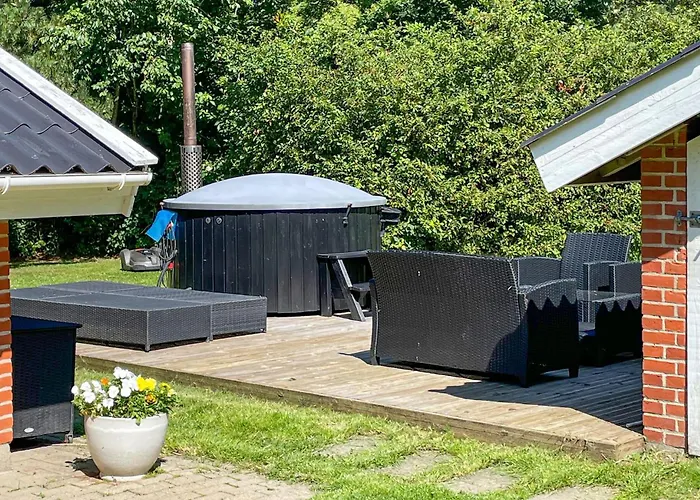 Ocean Front In With Sauna Feriehus